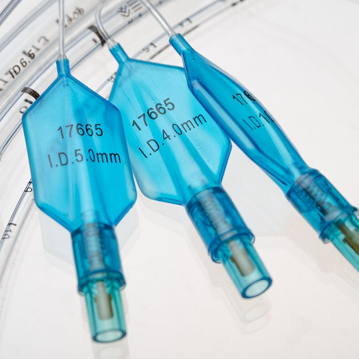 Пилотный баллон
позволяет контролировать давление в манжете низкого давления трубки